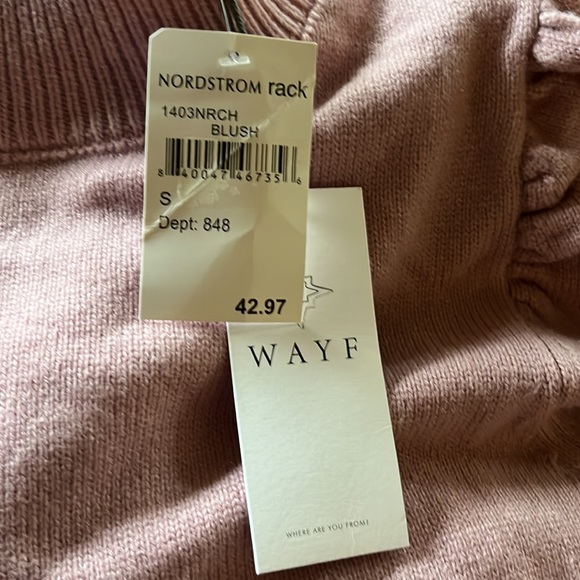 NWT WAYF blush pink sweater dress. Ruched shoulders gathered wrist long slvs. SM - Picture 4 of 4